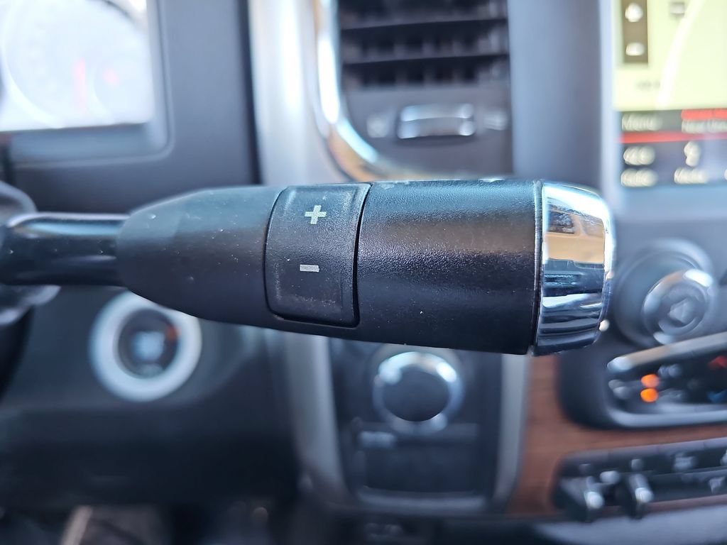 Used 2018 RAM 3500 Laramie w/ Convenience Group AWD/4WD image 16