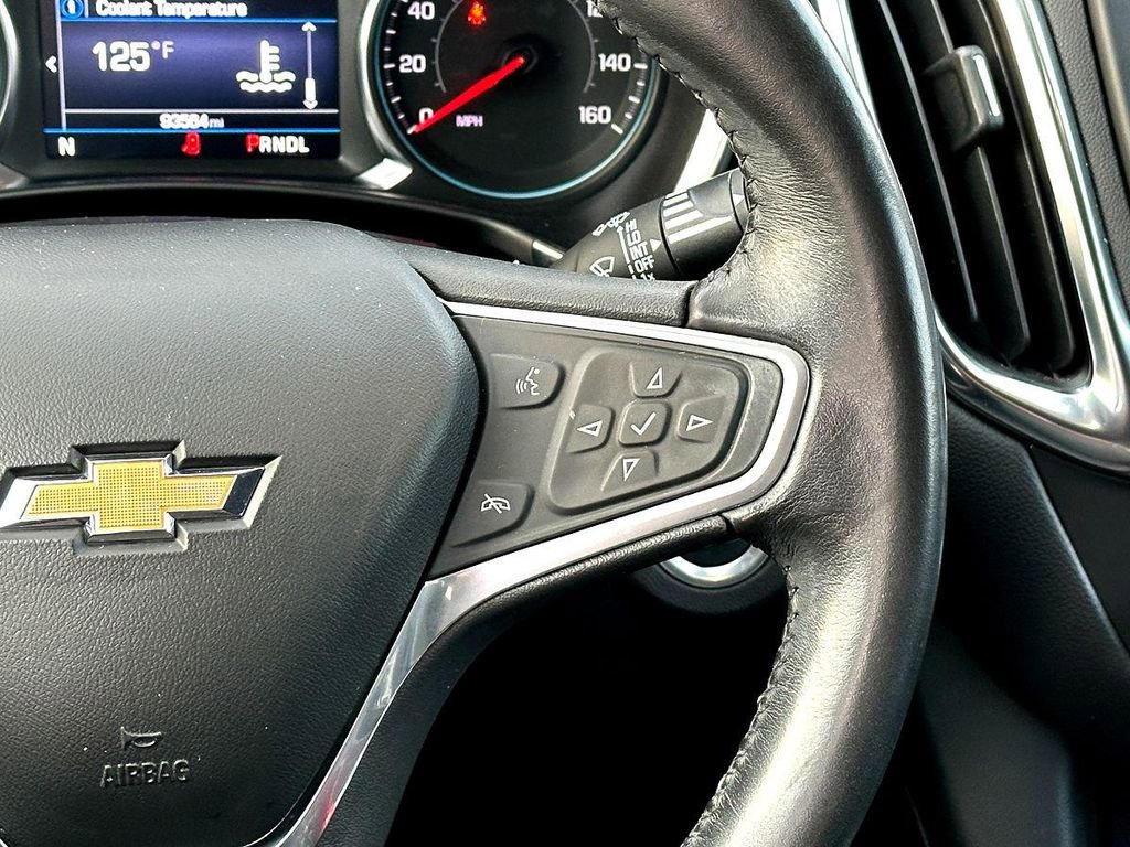 Used 2022 Chevrolet Equinox LT image 24