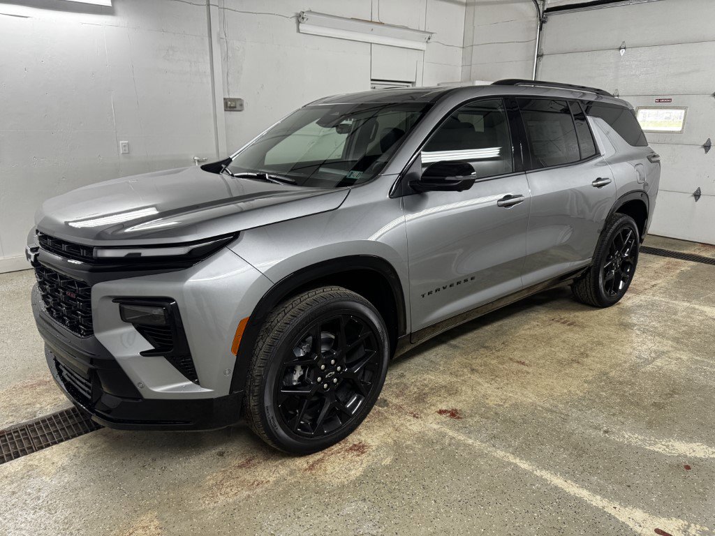 New 2026 Chevrolet Traverse RS image 5