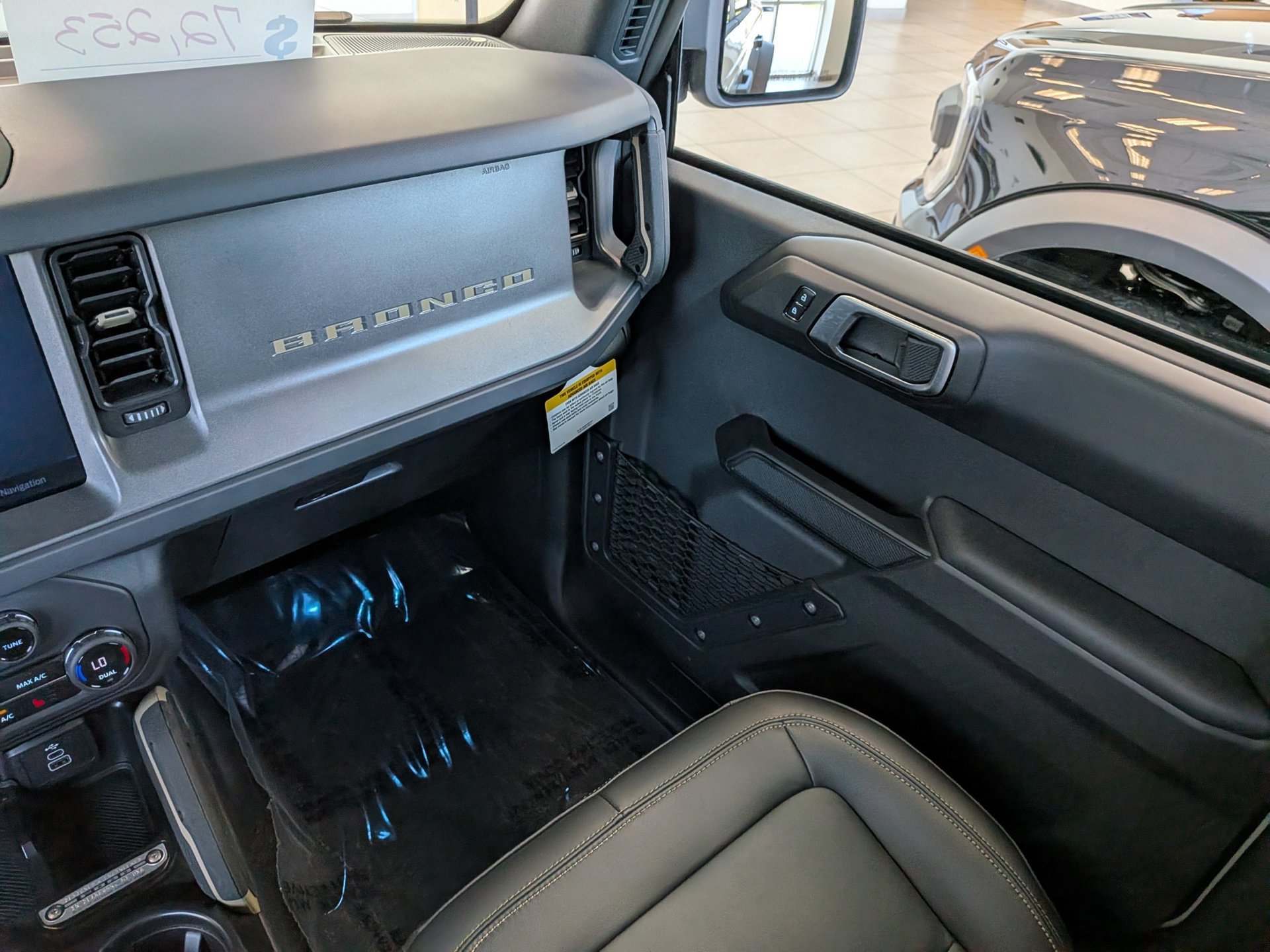 New 2026 Ford Bronco Badlands w/ Wildtrak Package AWD/4WD image 17