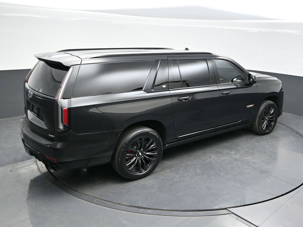 Certified 2024 Cadillac Escalade ESV V w/ LPO, ONYX Package image 33