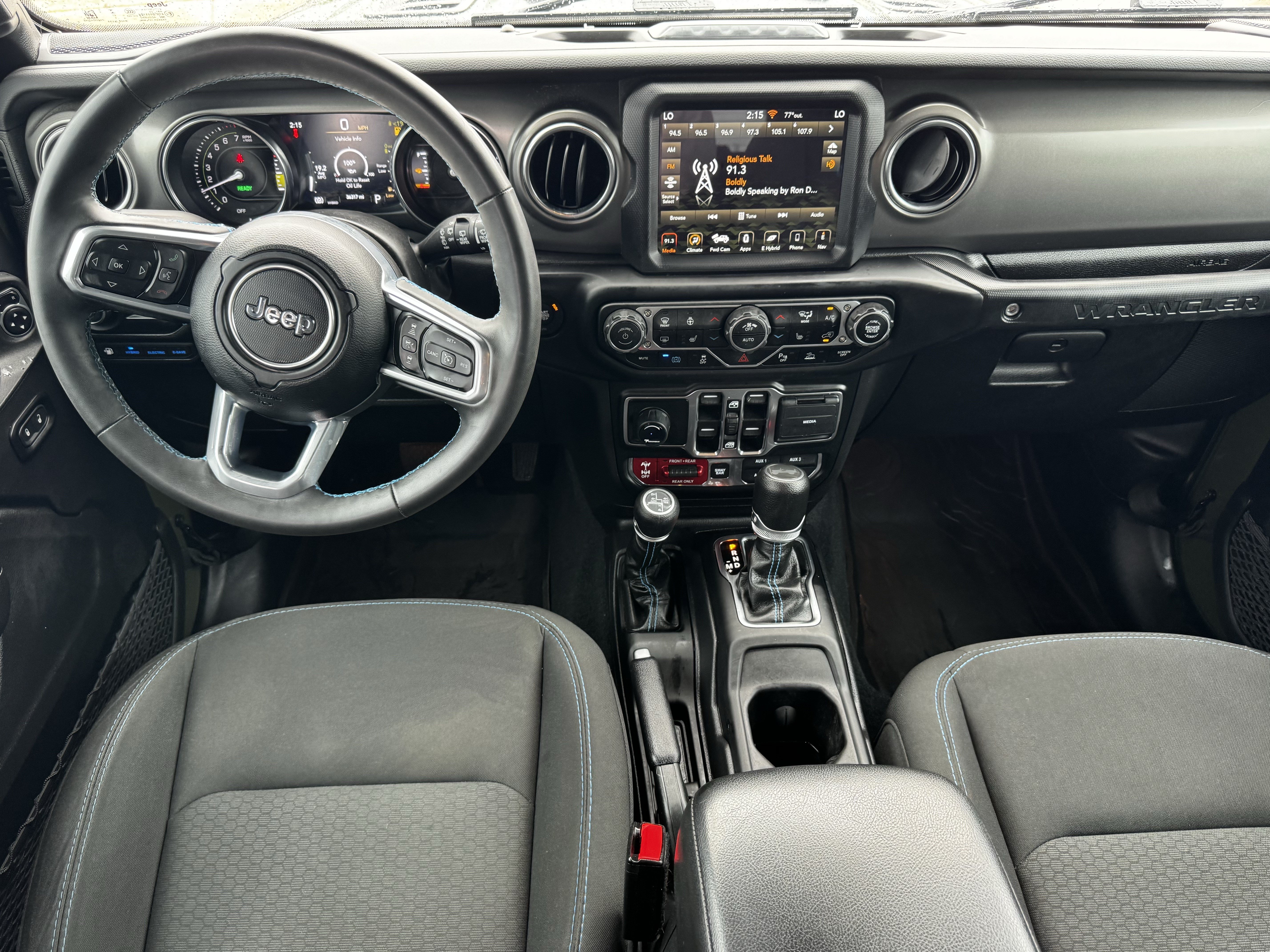 Used 2023 Jeep Wrangler Unlimited Rubicon 4xe w/ Safety Group AWD/4WD image 13