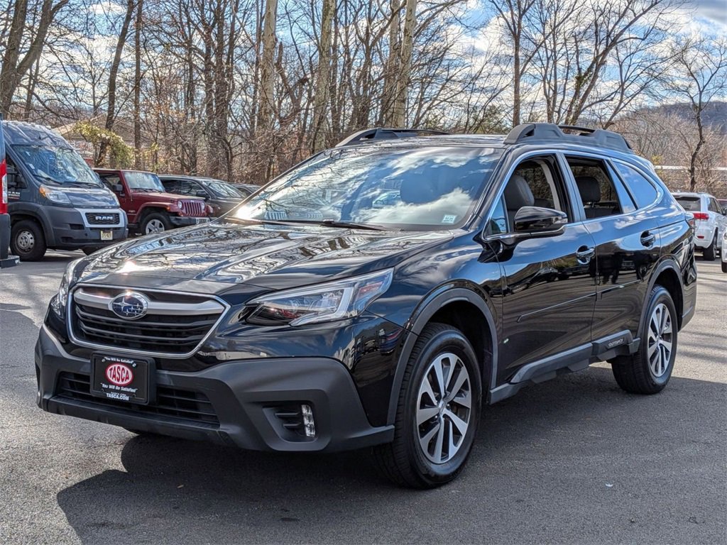 Used 2020 Subaru Outback Premium image 8