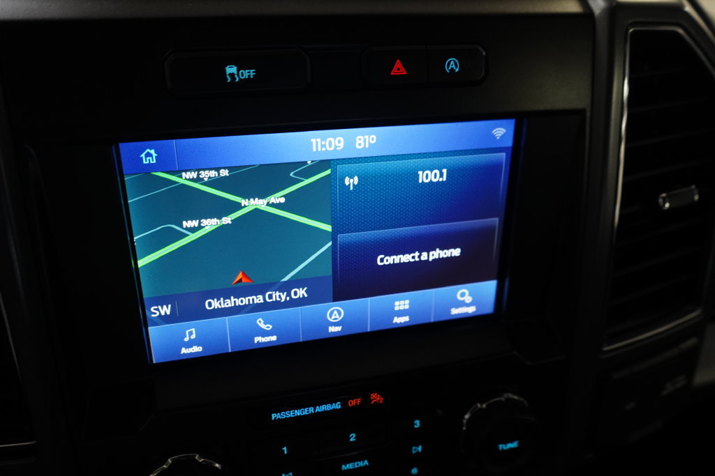 Used 2020 Ford F150 XLT w/ Equipment Group 302A Luxury AWD/4WD image 35