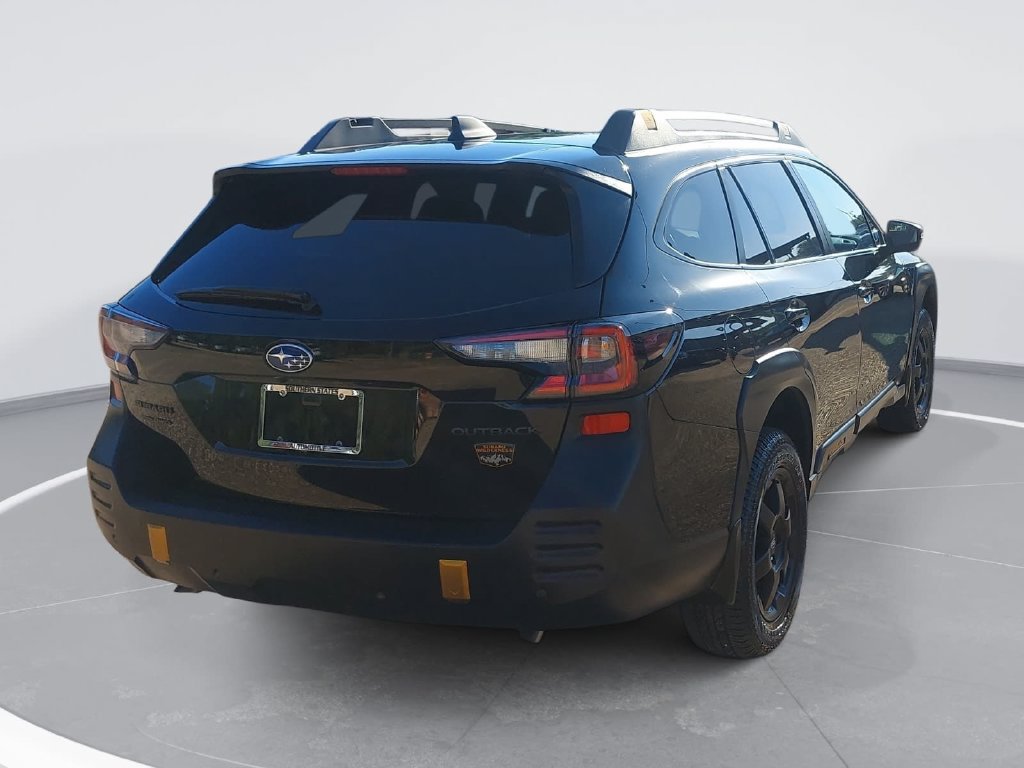 Certified 2025 Subaru Outback Wilderness AWD/4WD image 5