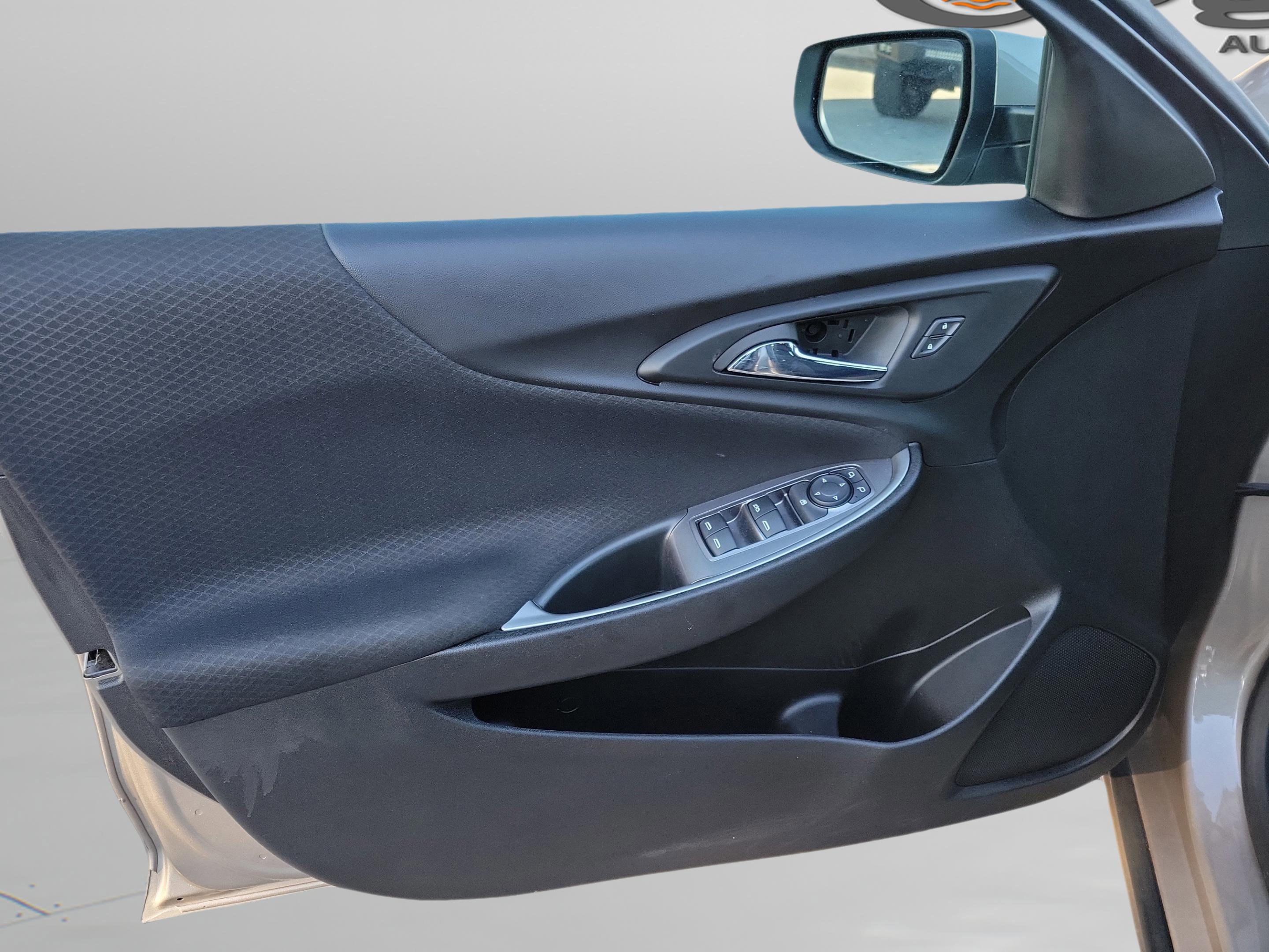 Used 2023 Chevrolet Malibu LT image 6