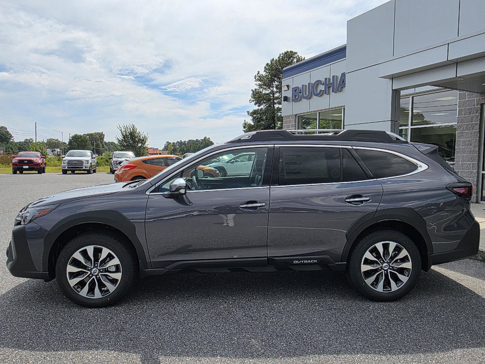 New 2025 Subaru Outback Touring image 8