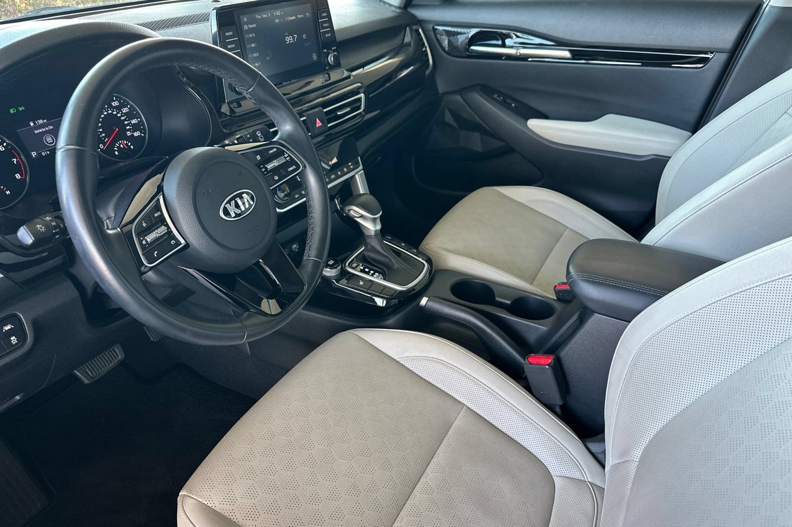Certified 2021 Kia Seltos EX AWD/4WD image 7