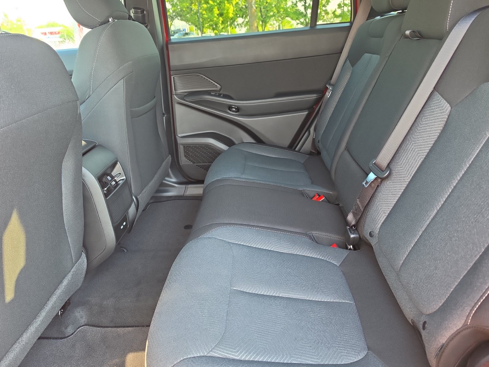 New 2026 Jeep Cherokee Laredo AWD/4WD image 27