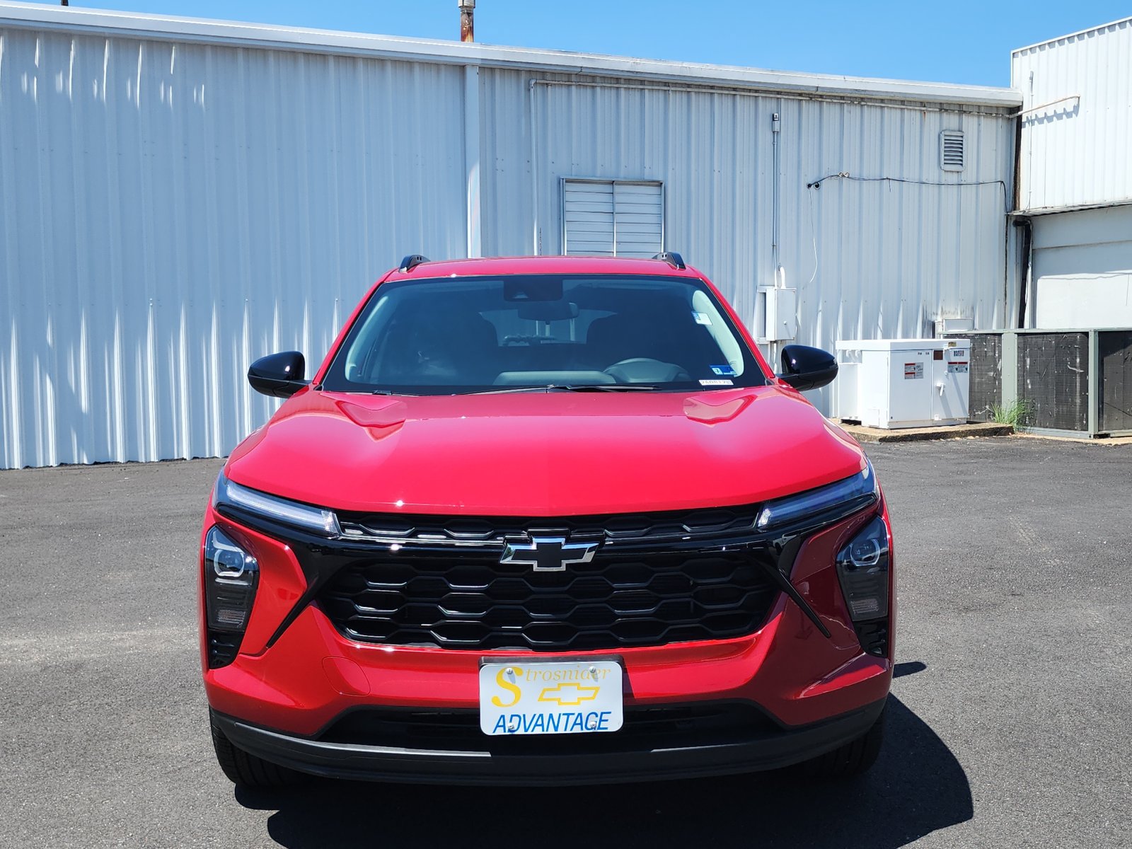 New 2026 Chevrolet Trax LT w/ Driver Confidence Package FWD image 8