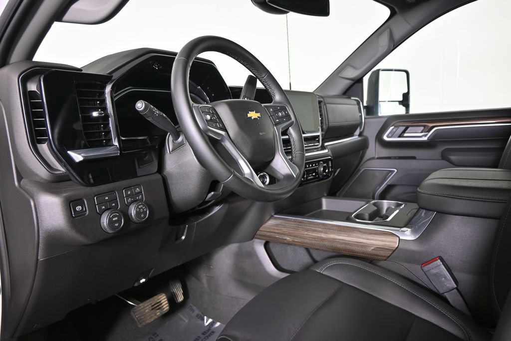 Used 2026 Chevrolet Silverado 3500 LT w/ Z71 Chrome Sport Edition AWD/4WD image 22