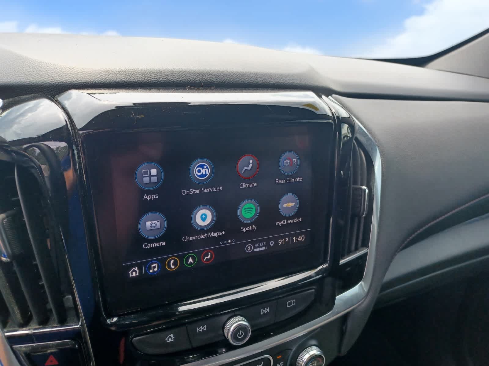 Used 2023 Chevrolet Traverse RS AWD/4WD image 12