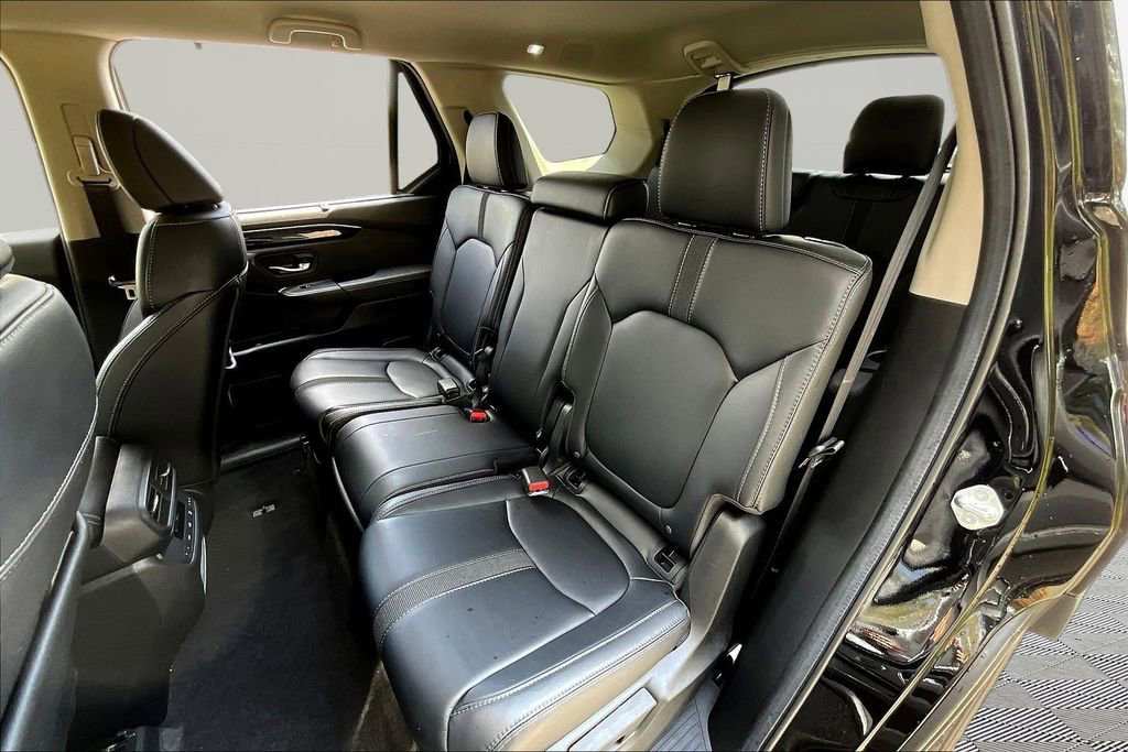 Used 2024 Honda Pilot EX-L image 18