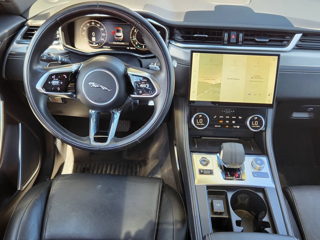 Used 2024 Jaguar F-PACE R-Dynamic S AWD/4WD image 3