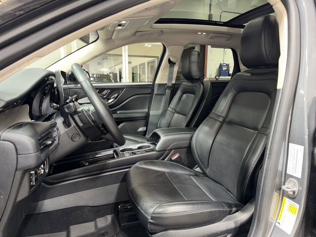 Certified 2024 Lincoln Corsair Grand Touring w/ Equipment Group 301A AWD/4WD image 13