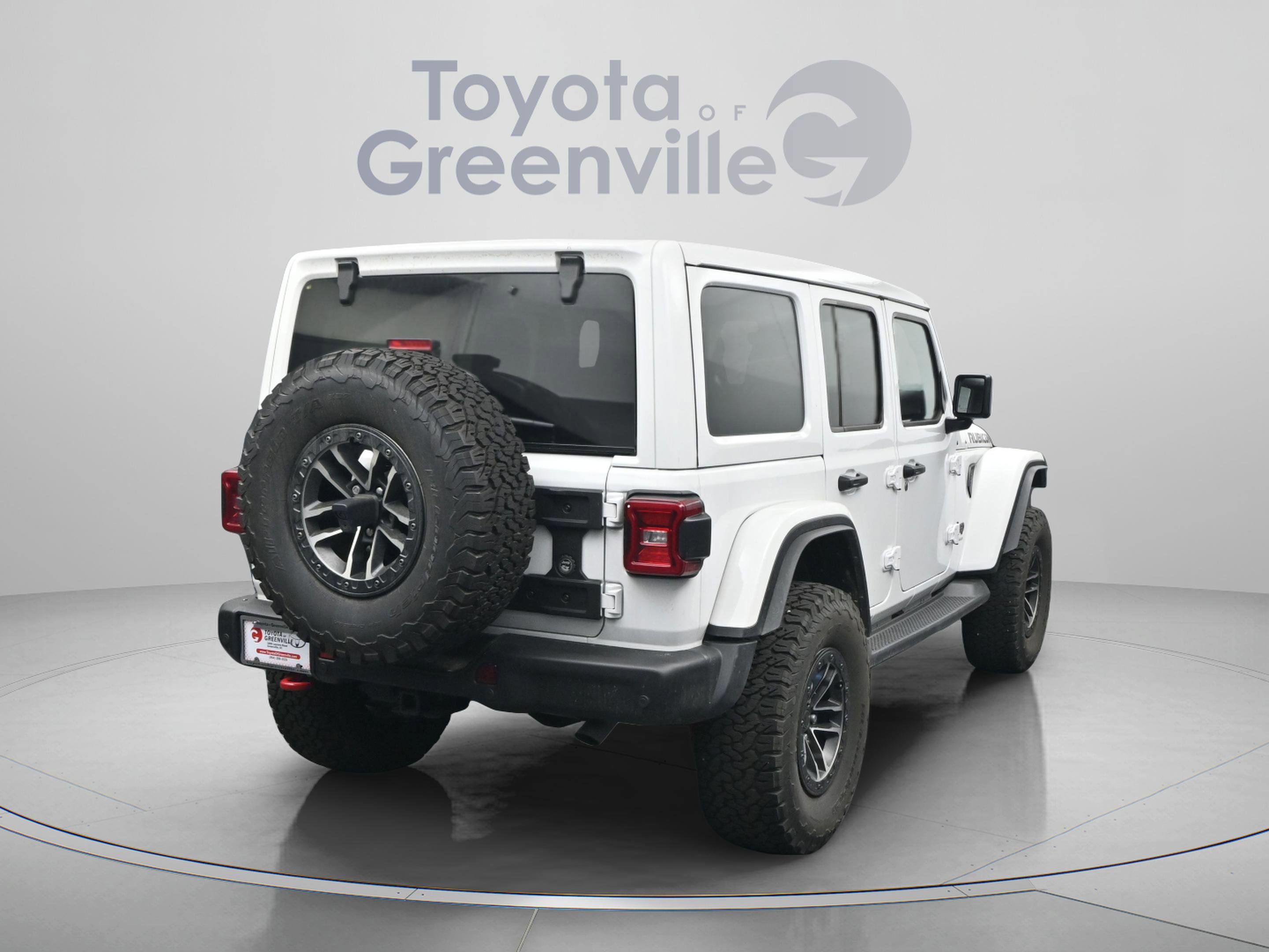 Used 2025 Jeep Wrangler Unlimited Rubicon AWD/4WD image 15