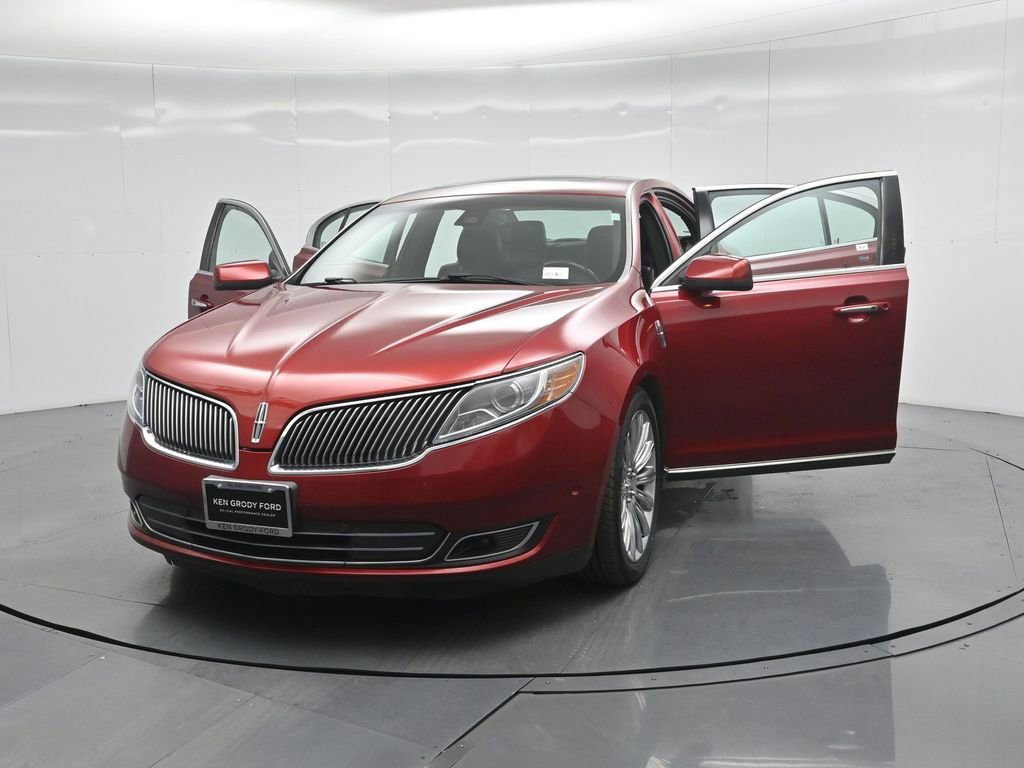 Used 2013 Lincoln MKS AWD image 31