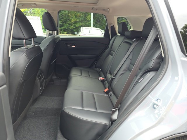 New 2027 Nissan Rogue Dark Armor AWD/4WD image 13