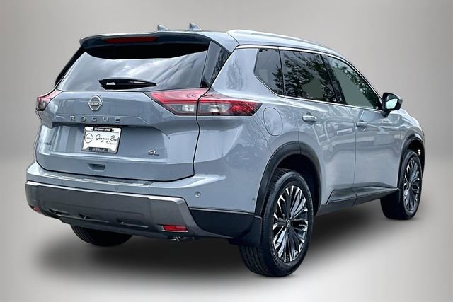 Certified 2025 Nissan Rogue SL w/ Tech Package image 5