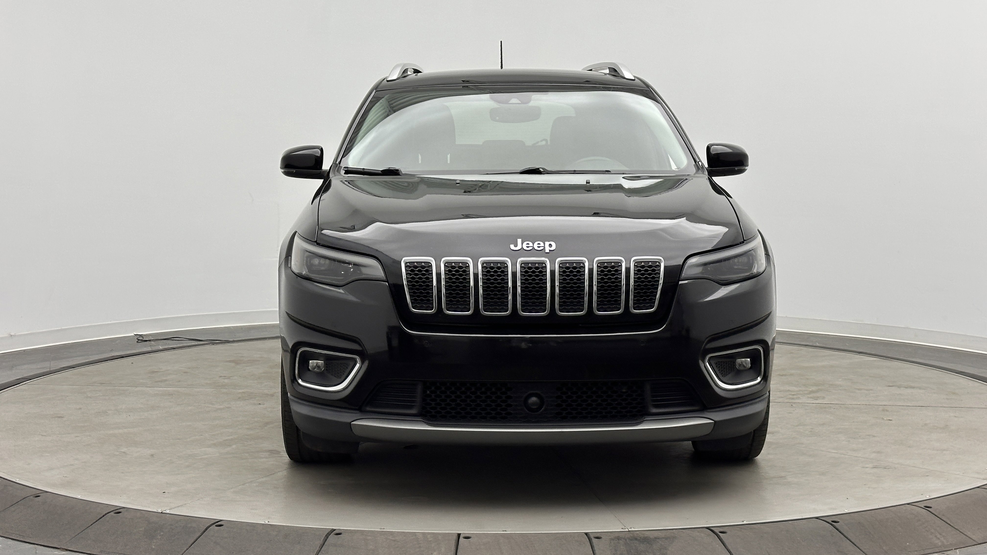 Used 2021 Jeep Cherokee Limited FWD image 2