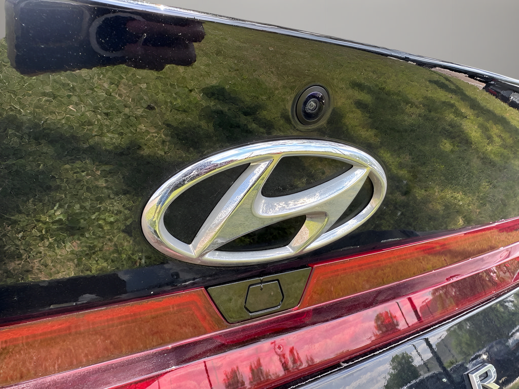 Used 2023 Hyundai Elantra SEL w/ Convenience Package FWD image 31