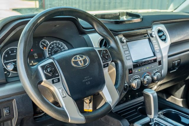 Used 2017 Toyota Tundra SR5 image 24