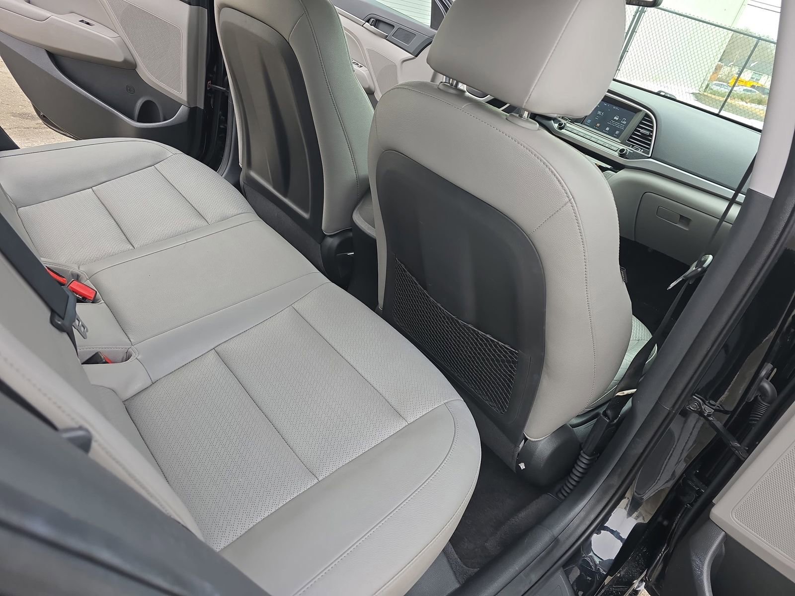 Used 2018 Hyundai Elantra Limited w/ Cargo Package image 15