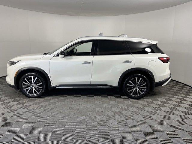 Used 2023 INFINITI QX60 Sensory w/ Vision Package image 4