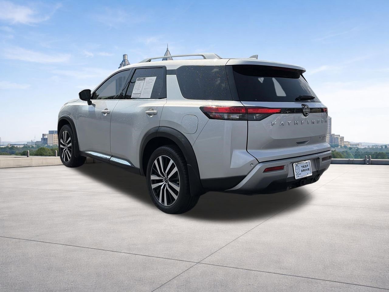 Certified 2023 Nissan Pathfinder Platinum AWD/4WD image 3