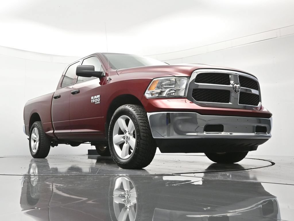 Used 2024 RAM 1500 Classic SLT AWD/4WD image 37