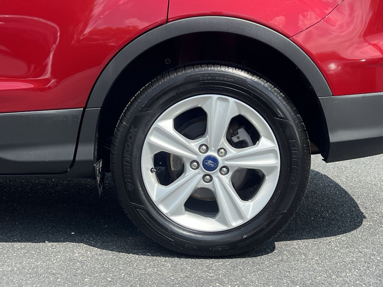 Used 2016 Ford Escape SE w/ Equipment Group 201A FWD image 11