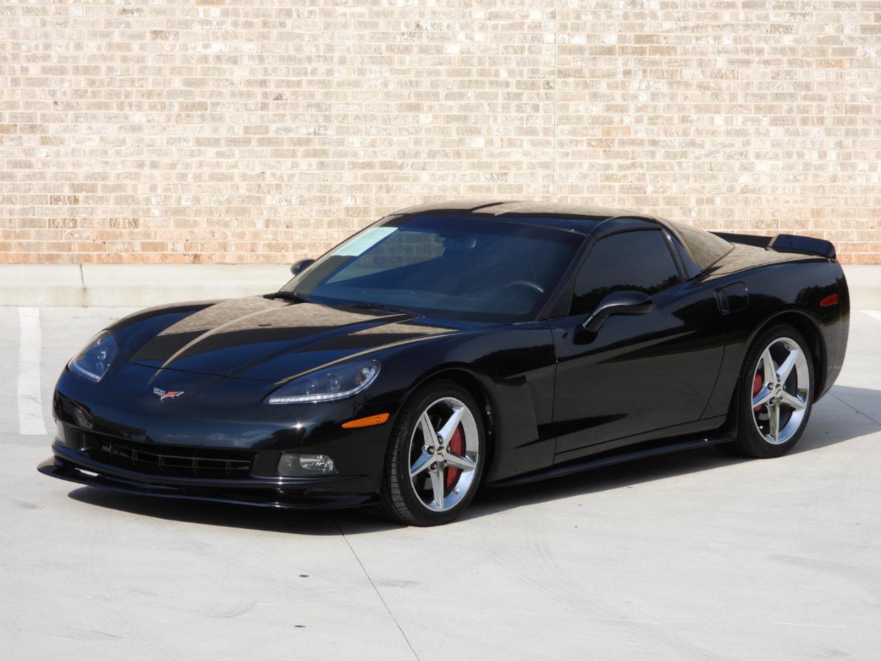Used 2011 Chevrolet Corvette w/ 3LT w/ Preferred Equipment Group RWD image 31