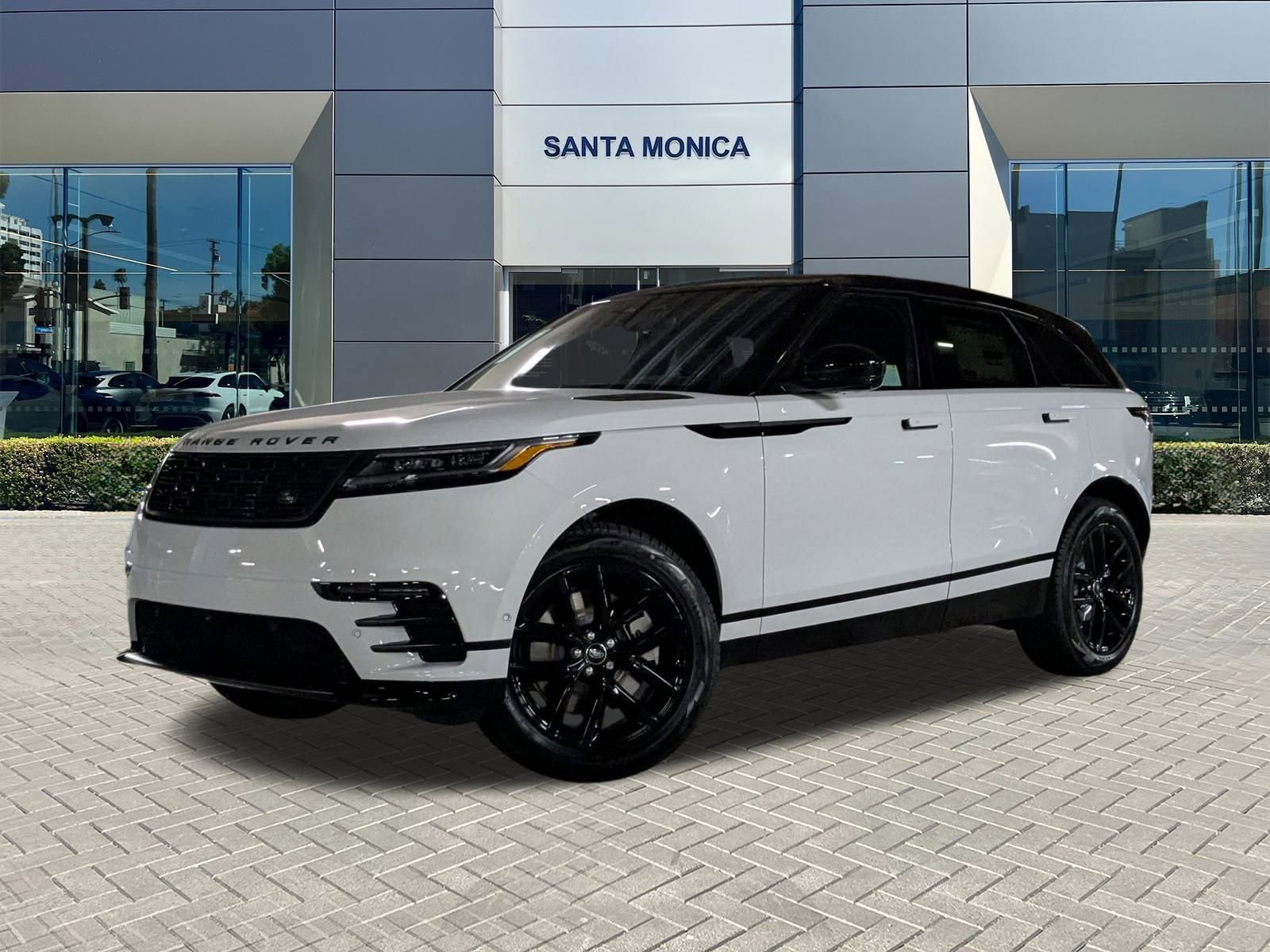 New 2026 Land Rover Range Rover Velar Dynamic SE image 1