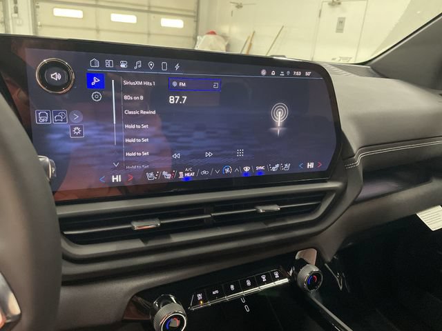 New 2026 Chevrolet Silverado EV LT w/ Premium Package AWD/4WD image 24