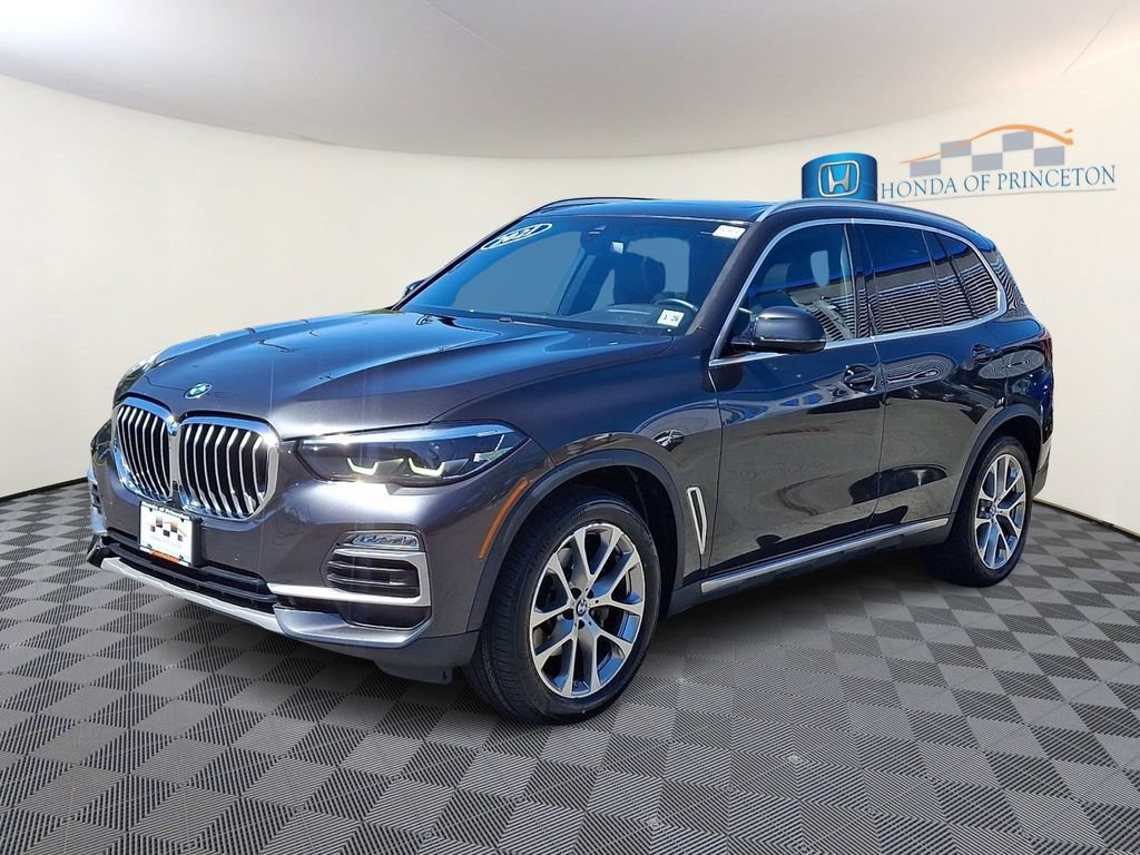 Used 2021 BMW X5 xDrive40i w/ Convenience Package AWD/4WD image 3