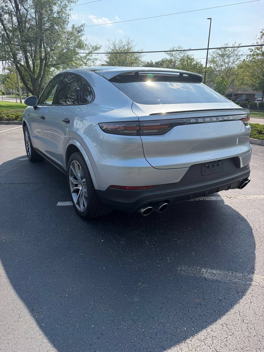 Used 2020 Porsche Cayenne AWD/4WD image 4