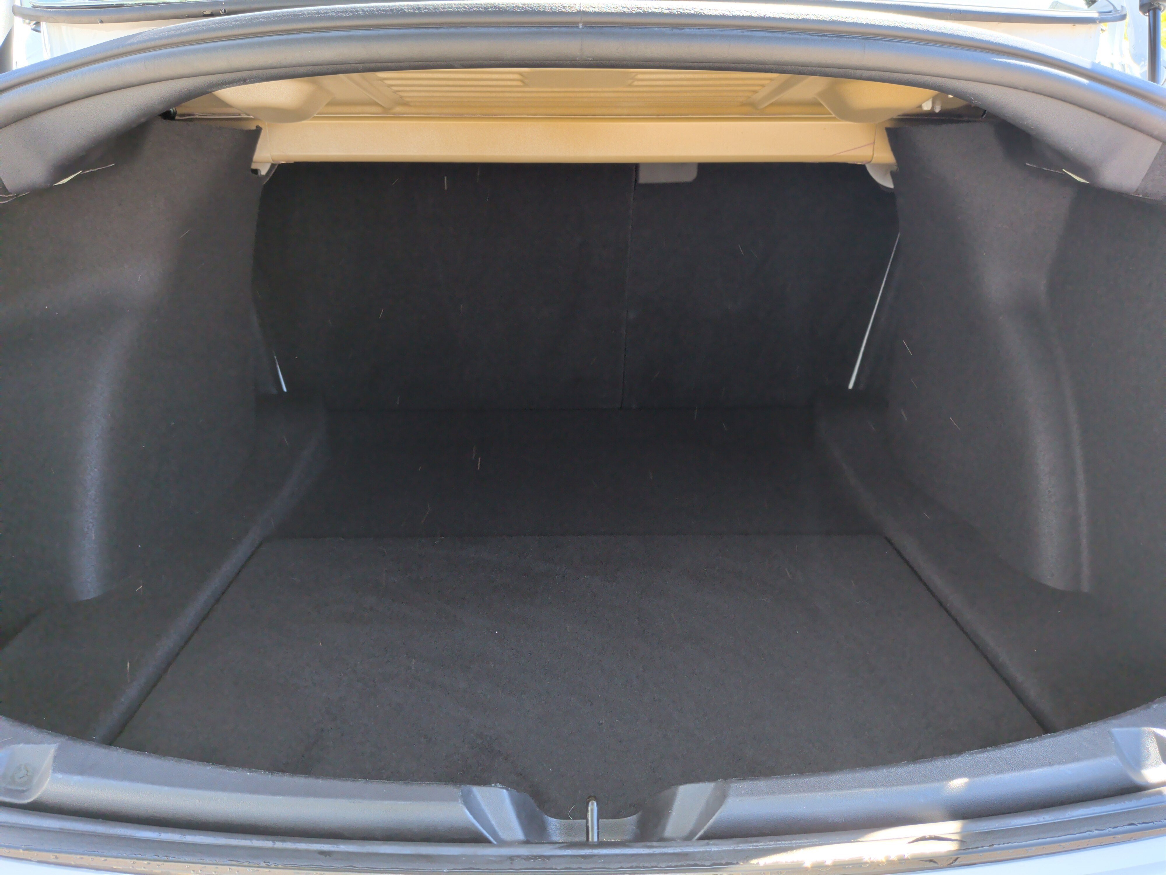 Used 2021 Tesla Model 3 Standard Range Plus image 33