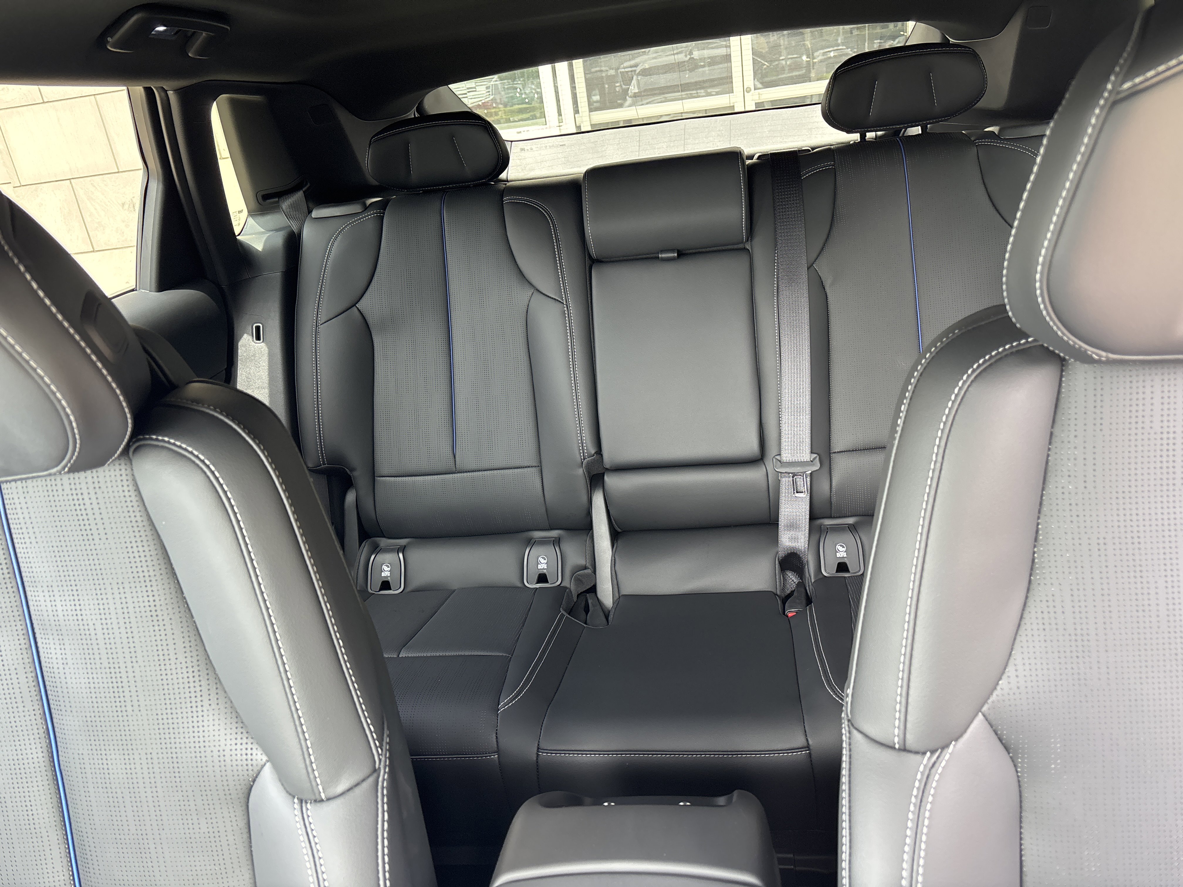 New 2025 Cadillac Lyriq Sport w/ LPO, Floor Liner Package image 34