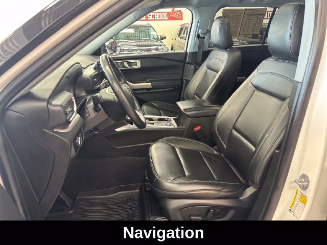 Used 2023 Ford Explorer XLT w/ Equipment Group 202A AWD/4WD image 5