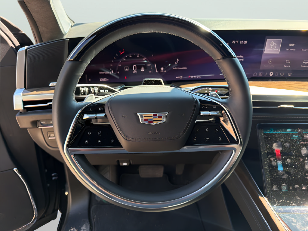 Used 2026 Cadillac Escalade Platinum Sport w/ LPO, ONYX Package AWD/4WD image 19