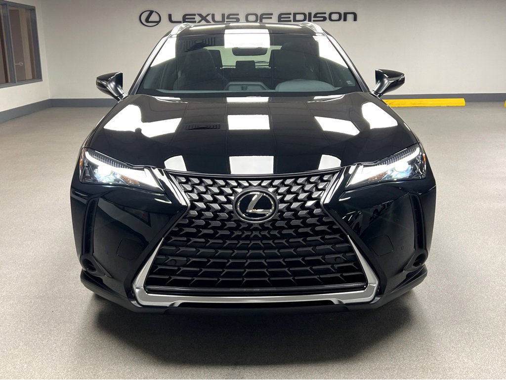 New 2025 Lexus UX 300h AWD image 2