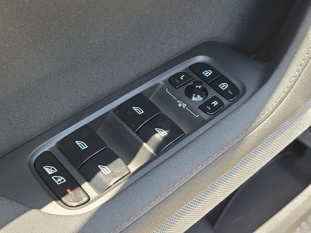 Used 2024 Polestar Polestar 2 RWD image 21