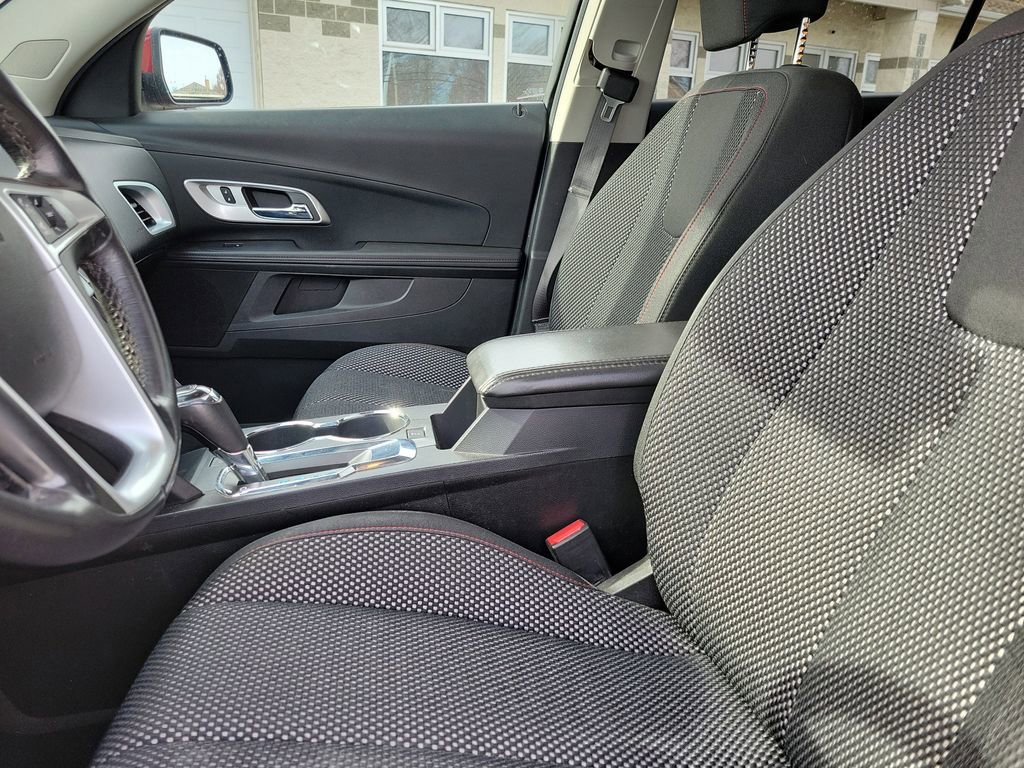 Used 2017 Chevrolet Equinox LT w/ Convenience Package FWD image 19