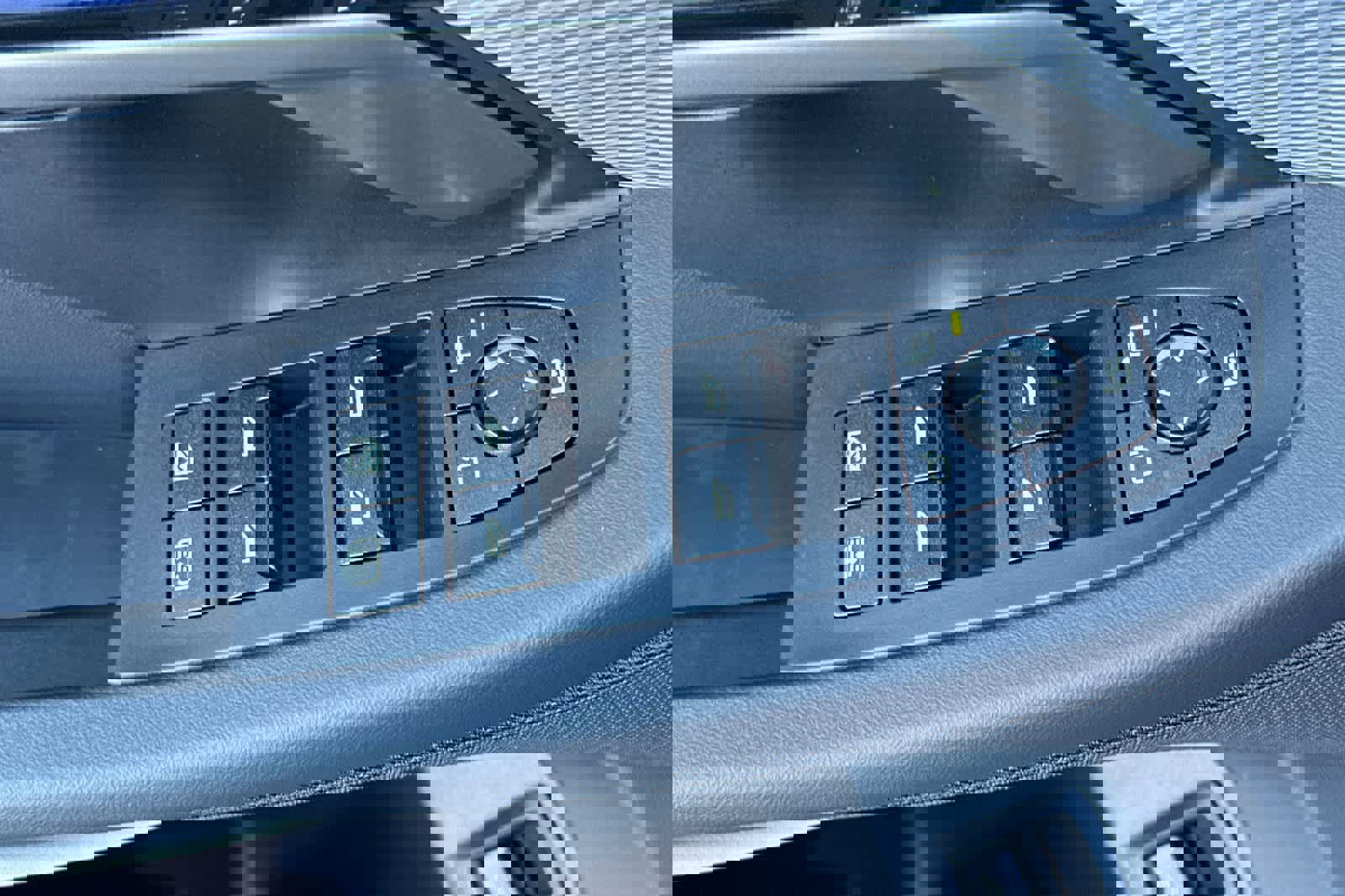 Used 2025 BMW M5 w/ Carbon Package image 13