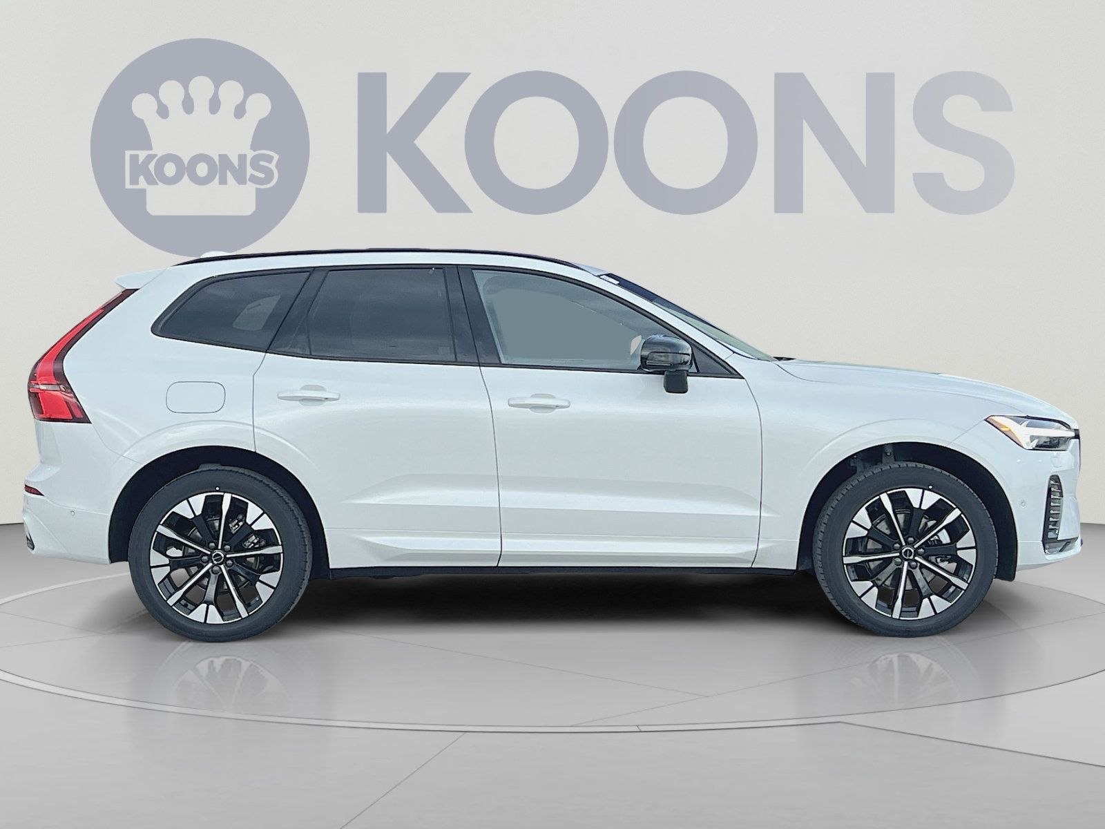New 2026 Volvo XC60 B5 Plus w/ Protection Package Premier AWD/4WD image 17