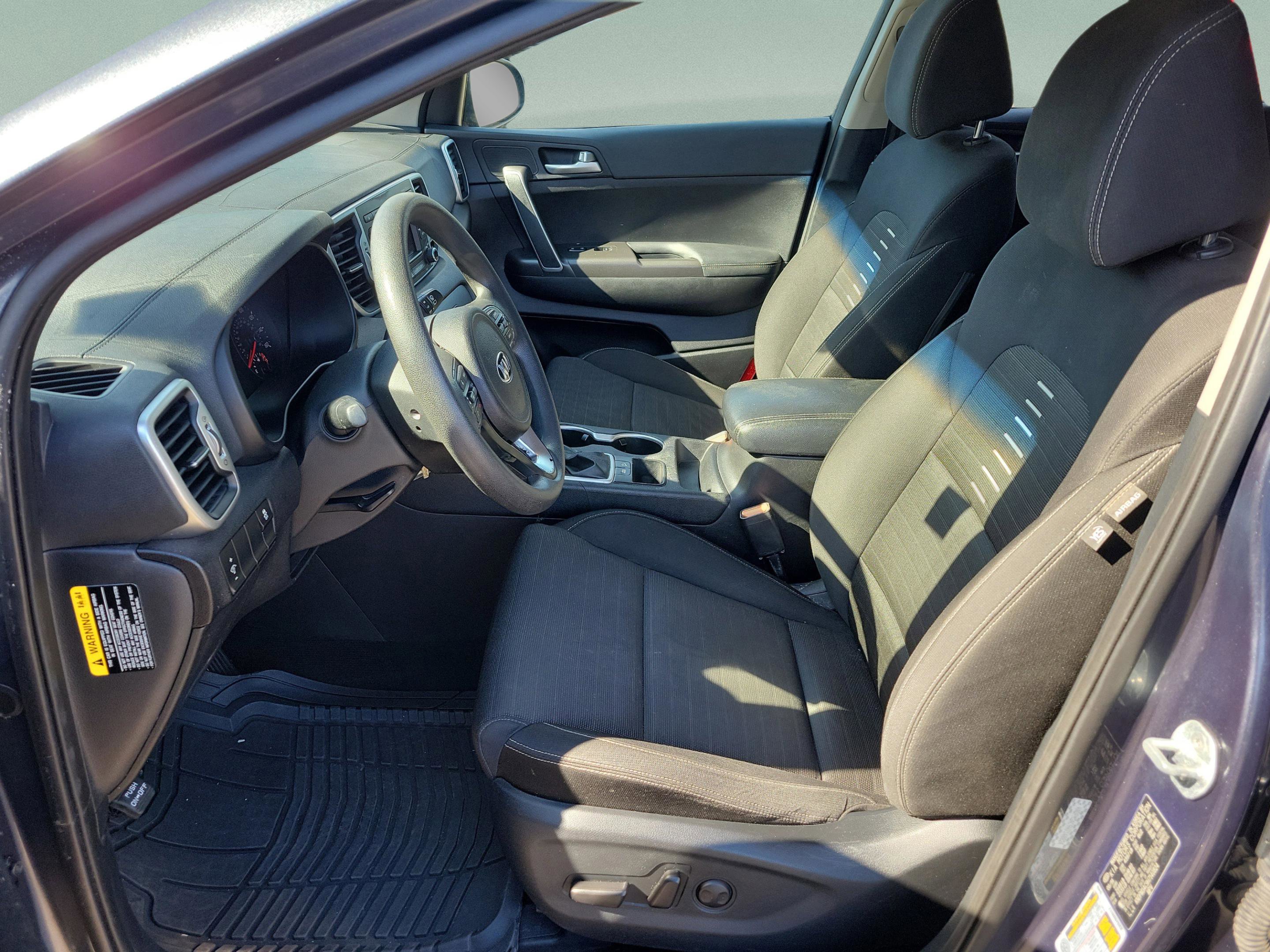 Used 2017 Kia Sportage LX w/ LX Popular Package image 19