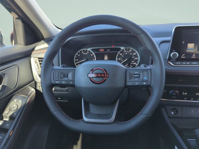 New 2026 Nissan Rogue SV AWD/4WD image 15