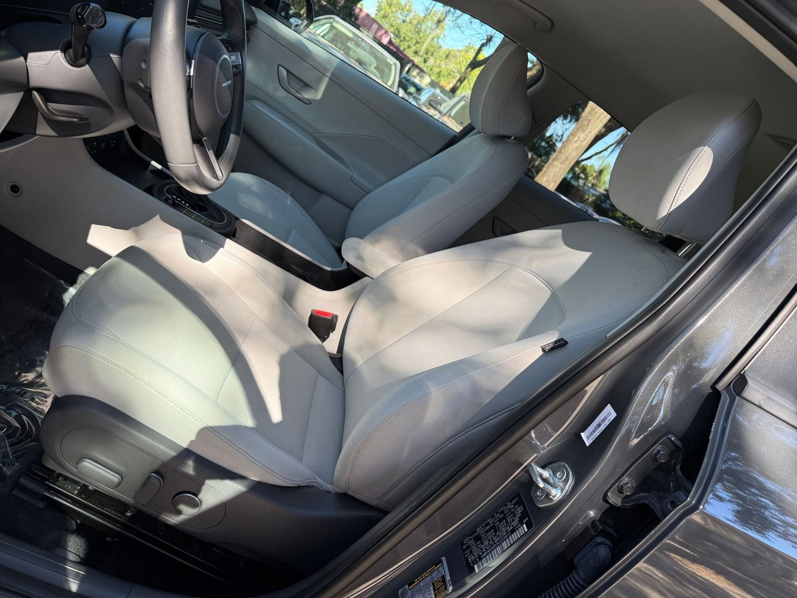 Used 2025 Hyundai Kona SEL image 21