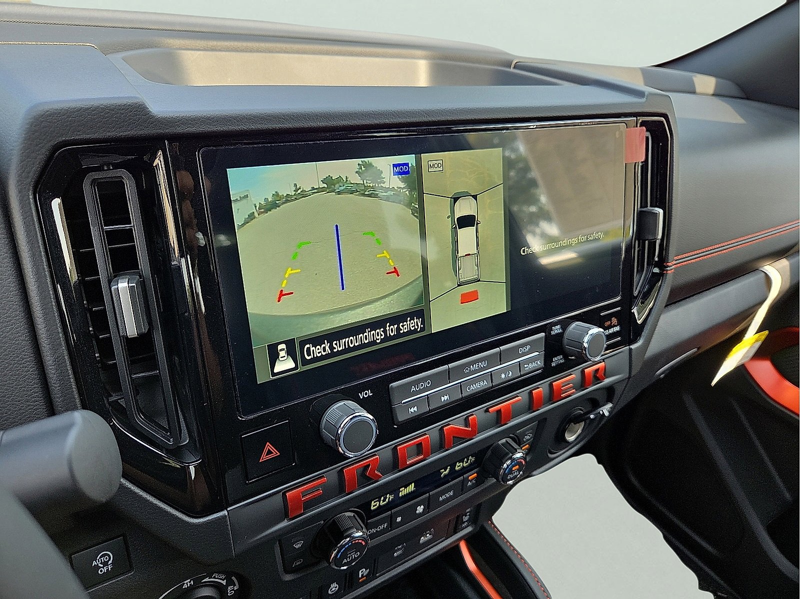 New 2026 Nissan Frontier PRO-4X w/ Pro-4x Convenience Package image 17