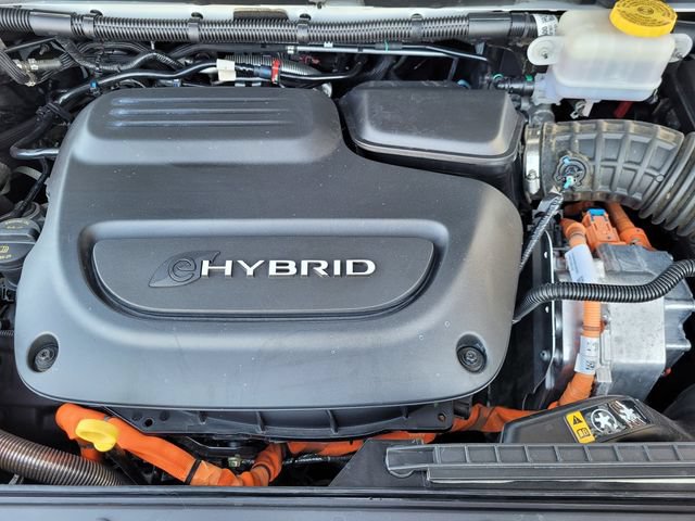 Certified 2024 Chrysler Pacifica Limited FWD image 20